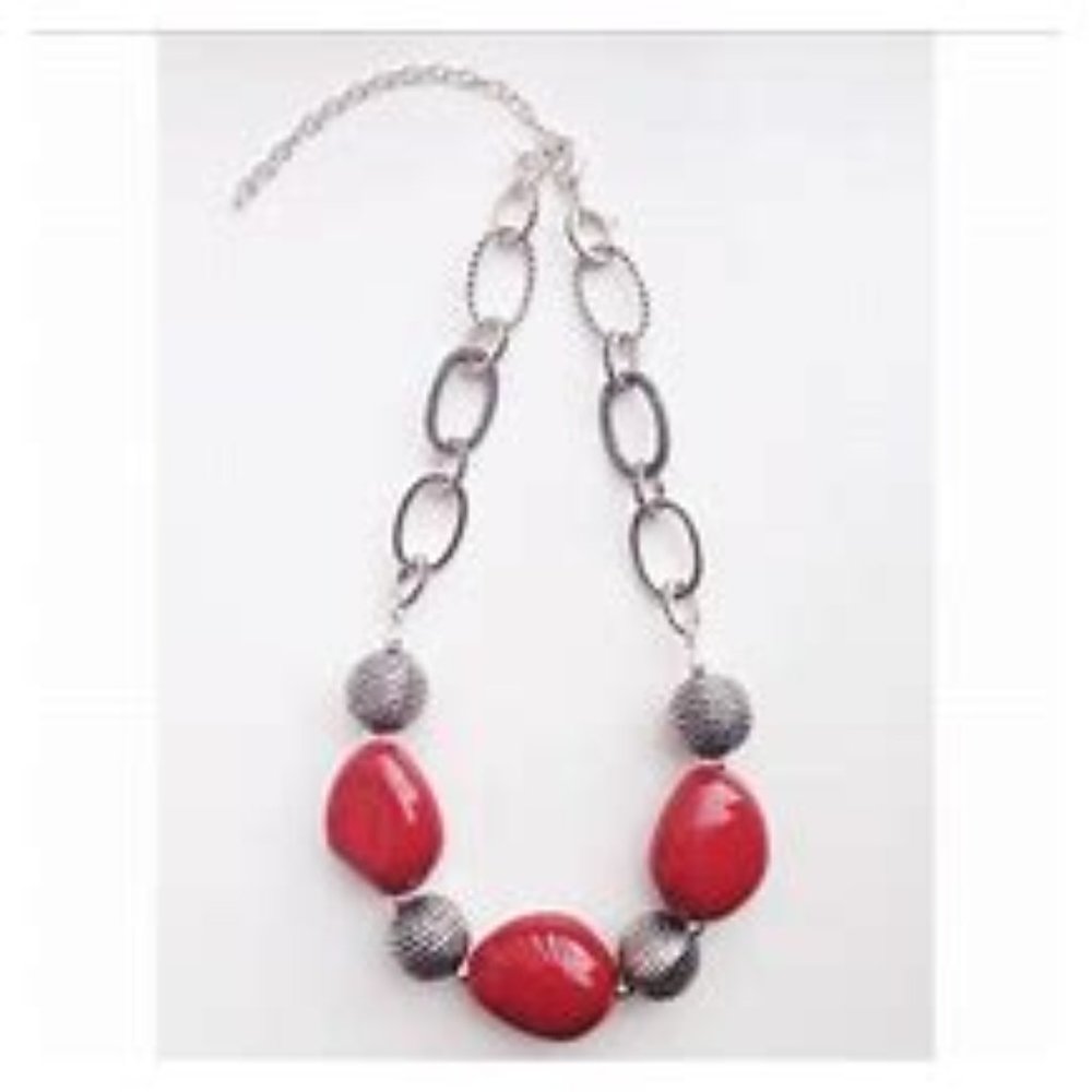 Premier Designs Heat Wave Necklace